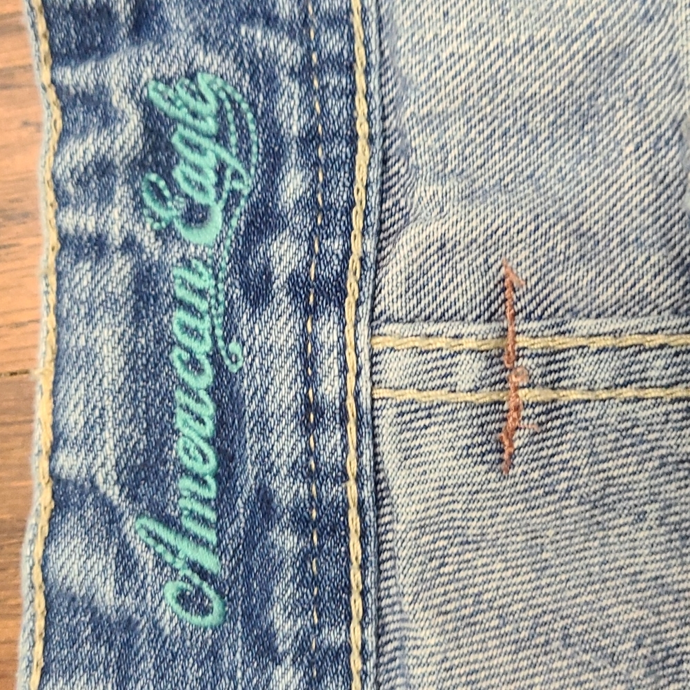 American Eagle Demin Shorts - Picture 4 of 8